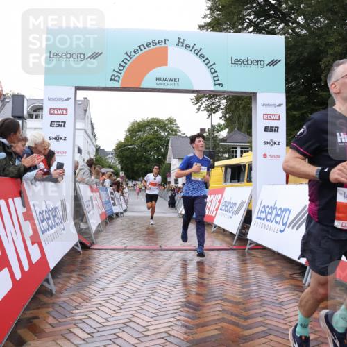 30.08.2026 - Blankeneser Heldenlauf Lena Gebhardt http://msf.ph/oto/10018552 30.08.2026 09:32:00 Ziel 1731, 3627, 3703 meine-sportfotos.de