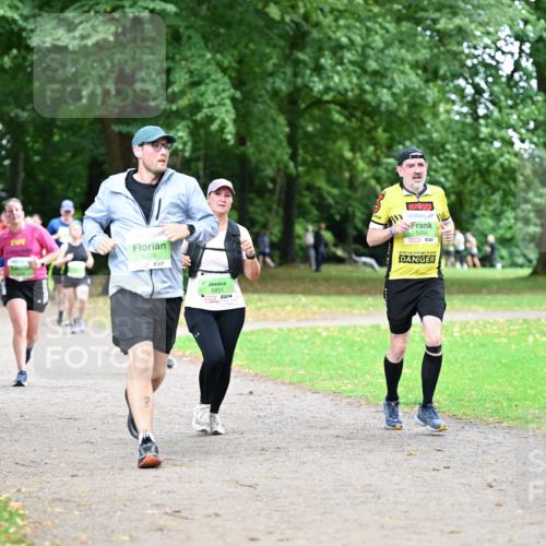 30.08.2026 - Blankeneser Heldenlauf Dr. Thomas Lammeyer http://msf.ph/oto/10018575 30.08.2026 10:08:33 Laufen 5276, 5851, 5269, 3 meine-sportfotos.de