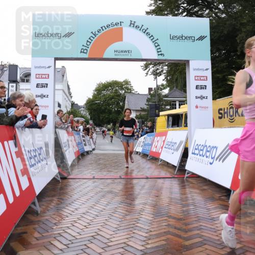 30.08.2026 - Blankeneser Heldenlauf Lena Gebhardt http://msf.ph/oto/10018576 30.08.2026 09:32:09 Ziel 1553, 3644 meine-sportfotos.de