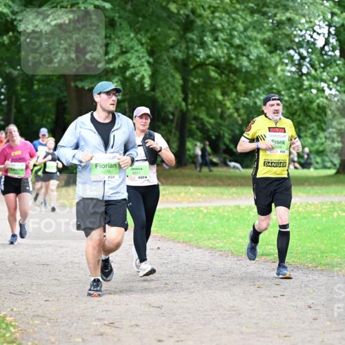 30.08.2026 - Blankeneser Heldenlauf Dr. Thomas Lammeyer http://msf.ph/oto/10018577 30.08.2026 10:08:33 Laufen 5276, 5851, 5269, 3 meine-sportfotos.de