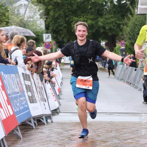 30.08.2026 - Blankeneser Heldenlauf Lena Gebhardt http://msf.ph/oto/10018592 30.08.2026 09:32:20 Ziel 3618, 3639, 3691 meine-sportfotos.de