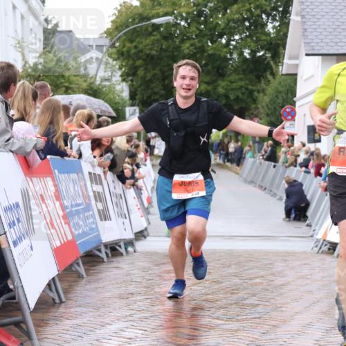 30.08.2026 - Blankeneser Heldenlauf Lena Gebhardt http://msf.ph/oto/10018594 30.08.2026 09:32:21 Ziel 3618, 3639, 3691 meine-sportfotos.de
