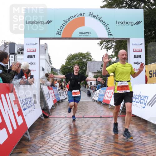 30.08.2026 - Blankeneser Heldenlauf Lena Gebhardt http://msf.ph/oto/10018597 30.08.2026 09:32:22 Ziel 3618, 3639, 3691 meine-sportfotos.de