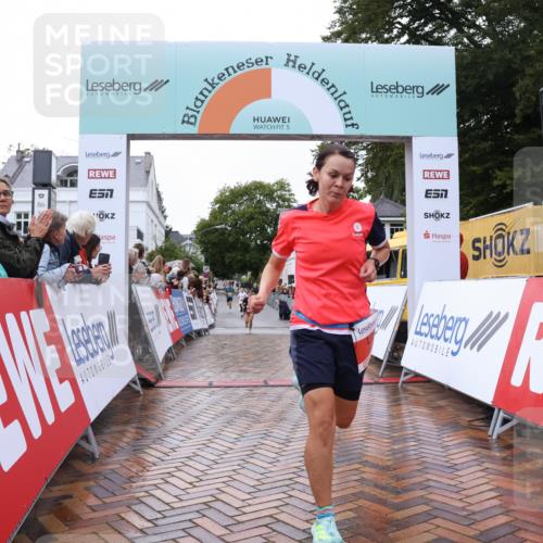 30.08.2026 - Blankeneser Heldenlauf Lena Gebhardt http://msf.ph/oto/10018612 30.08.2026 09:32:25 Ziel 3618, 3639, 3691, 3704 meine-sportfotos.de
