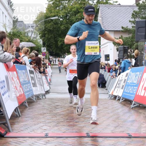 30.08.2026 - Blankeneser Heldenlauf Lena Gebhardt http://msf.ph/oto/10018624 30.08.2026 09:32:32 Ziel 1521, 3670, 3704 meine-sportfotos.de