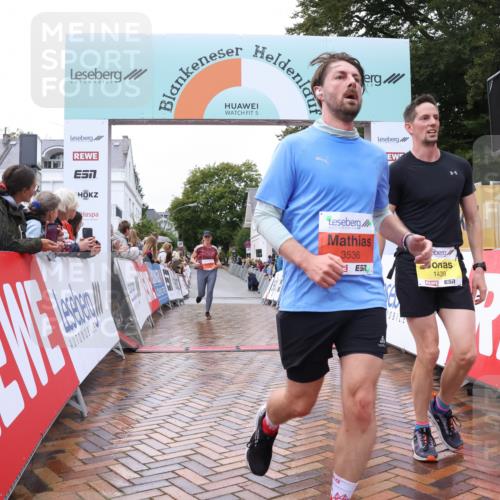 30.08.2026 - Blankeneser Heldenlauf Lena Gebhardt http://msf.ph/oto/10018649 30.08.2026 09:32:46 Ziel 1439, 3536, 3554 meine-sportfotos.de