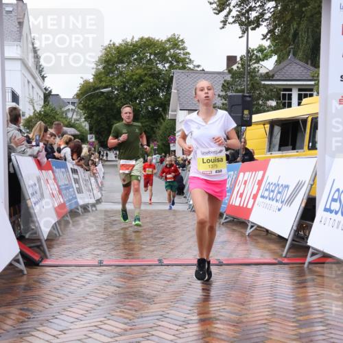 30.08.2026 - Blankeneser Heldenlauf Lena Gebhardt http://msf.ph/oto/10018696 30.08.2026 09:33:04 Ziel 1073, 1375, 3516, 3595 meine-sportfotos.de