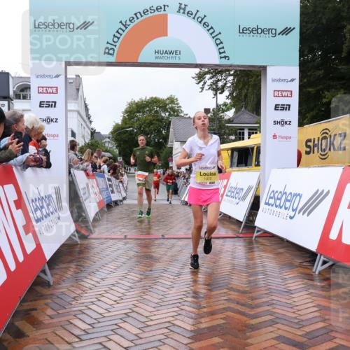 30.08.2026 - Blankeneser Heldenlauf Lena Gebhardt http://msf.ph/oto/10018697 30.08.2026 09:33:05 Ziel 1022, 1073, 1375, 3516, 3595, 3732 meine-sportfotos.de