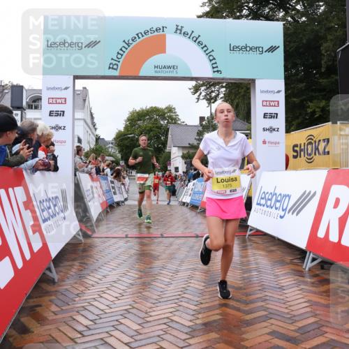 30.08.2026 - Blankeneser Heldenlauf Lena Gebhardt http://msf.ph/oto/10018699 30.08.2026 09:33:05 Ziel 1022, 1073, 1375, 3516, 3595, 3732 meine-sportfotos.de