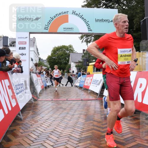 30.08.2026 - Blankeneser Heldenlauf Lena Gebhardt http://msf.ph/oto/10018715 30.08.2026 09:33:11 Ziel 1022, 1375, 3513, 3595, 3732 meine-sportfotos.de