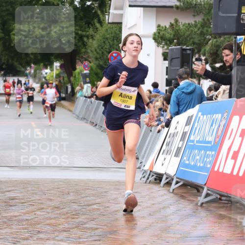 30.08.2026 - Blankeneser Heldenlauf Lena Gebhardt http://msf.ph/oto/10018726 30.08.2026 09:33:23 Ziel 1307 meine-sportfotos.de