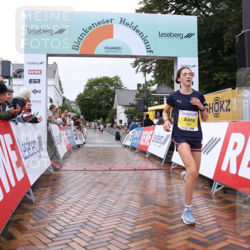 30.08.2026 - Blankeneser Heldenlauf Lena Gebhardt http://msf.ph/oto/10018739 30.08.2026 09:33:25 Ziel 1307 meine-sportfotos.de