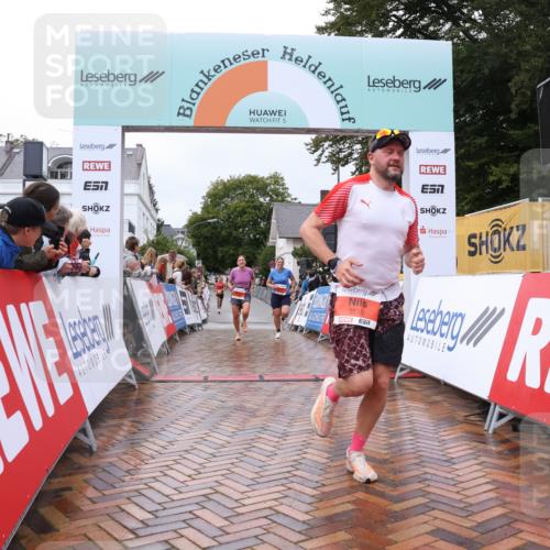 30.08.2026 - Blankeneser Heldenlauf Lena Gebhardt http://msf.ph/oto/10018749 30.08.2026 09:33:34 Ziel 3510, 3654, 3723 meine-sportfotos.de