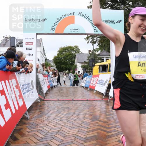 30.08.2026 - Blankeneser Heldenlauf Lena Gebhardt http://msf.ph/oto/10018893 30.08.2026 09:34:41 Ziel 1499, 3722 meine-sportfotos.de