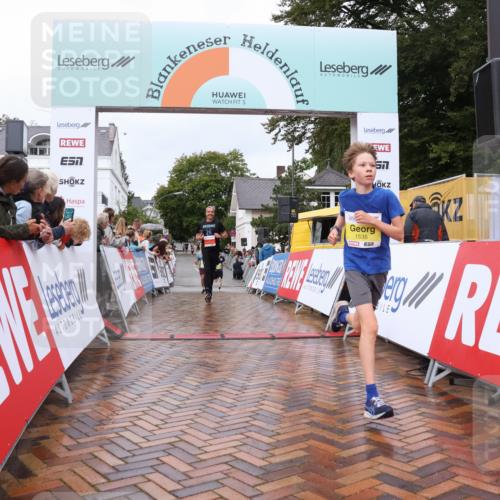 30.08.2026 - Blankeneser Heldenlauf Lena Gebhardt http://msf.ph/oto/10018902 30.08.2026 09:34:56 Ziel 1535, 1762, 3646 meine-sportfotos.de