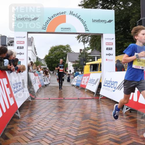 30.08.2026 - Blankeneser Heldenlauf Lena Gebhardt http://msf.ph/oto/10018904 30.08.2026 09:34:57 Ziel 1535, 1542, 1762, 3646 meine-sportfotos.de