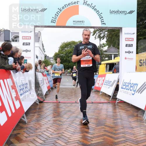 30.08.2026 - Blankeneser Heldenlauf Lena Gebhardt http://msf.ph/oto/10018910 30.08.2026 09:34:59 Ziel 1535, 1542, 1762, 3646 meine-sportfotos.de