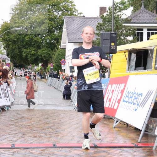 30.08.2026 - Blankeneser Heldenlauf Lena Gebhardt http://msf.ph/oto/10018918 30.08.2026 09:35:02 Ziel 1535, 1542, 1762, 3646 meine-sportfotos.de