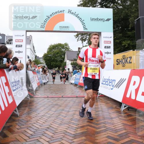 30.08.2026 - Blankeneser Heldenlauf Lena Gebhardt http://msf.ph/oto/10018937 30.08.2026 09:35:22 Ziel 1568, 3602, 3655 meine-sportfotos.de