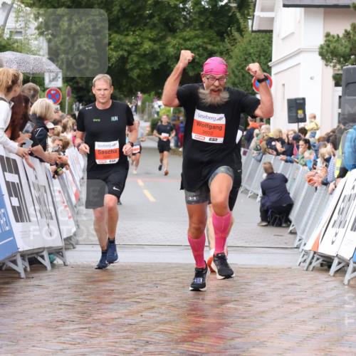 30.08.2026 - Blankeneser Heldenlauf Lena Gebhardt http://msf.ph/oto/10018941 30.08.2026 09:35:24 Ziel 1568, 3602, 3655, 3686, 3687 meine-sportfotos.de