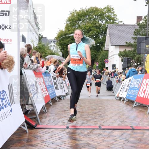 30.08.2026 - Blankeneser Heldenlauf Lena Gebhardt http://msf.ph/oto/10018969 30.08.2026 09:35:33 Ziel 3519, 3602, 3686, 3687 meine-sportfotos.de