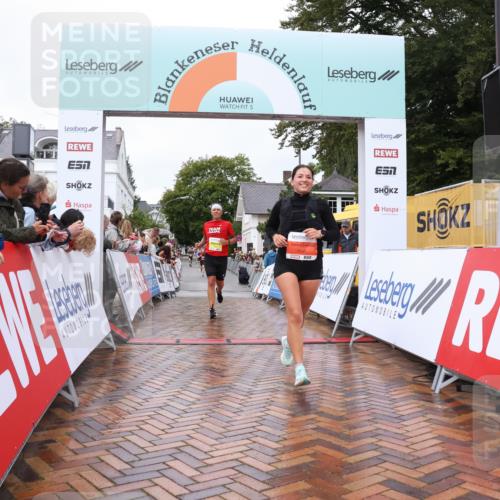 30.08.2026 - Blankeneser Heldenlauf Lena Gebhardt http://msf.ph/oto/10018999 30.08.2026 09:35:48 Ziel 1083, 3549 meine-sportfotos.de
