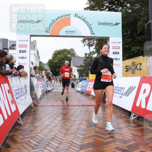 30.08.2026 - Blankeneser Heldenlauf Lena Gebhardt http://msf.ph/oto/10019001 30.08.2026 09:35:49 Ziel 1083, 3549 meine-sportfotos.de