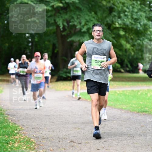 30.08.2026 - Blankeneser Heldenlauf Dr. Thomas Lammeyer http://msf.ph/oto/10019013 30.08.2026 10:09:10 Laufen 5526, 5525 meine-sportfotos.de