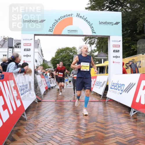30.08.2026 - Blankeneser Heldenlauf Lena Gebhardt http://msf.ph/oto/10019020 30.08.2026 09:35:56 Ziel 1083, 1087, 1094, 1294, 1474, 1585, 3566, 3720 meine-sportfotos.de