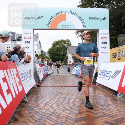 30.08.2026 - Blankeneser Heldenlauf Lena Gebhardt http://msf.ph/oto/10019093 30.08.2026 09:36:29 Ziel 1012, 1492, 1527, 1760, 3601, 3679, 3717 meine-sportfotos.de