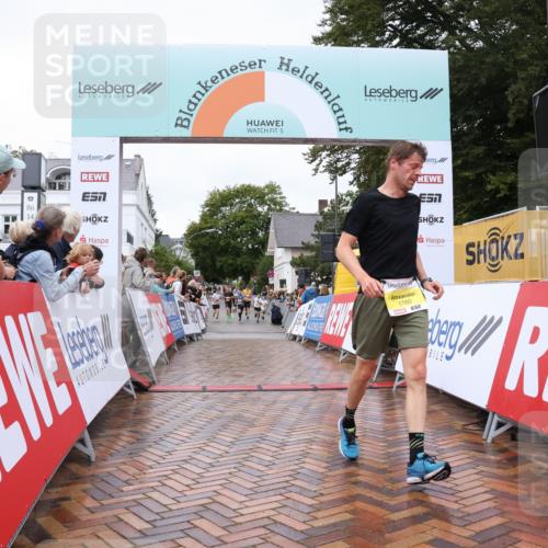 30.08.2026 - Blankeneser Heldenlauf Lena Gebhardt http://msf.ph/oto/10019106 30.08.2026 09:36:34 Ziel 1492, 1527, 1760 meine-sportfotos.de