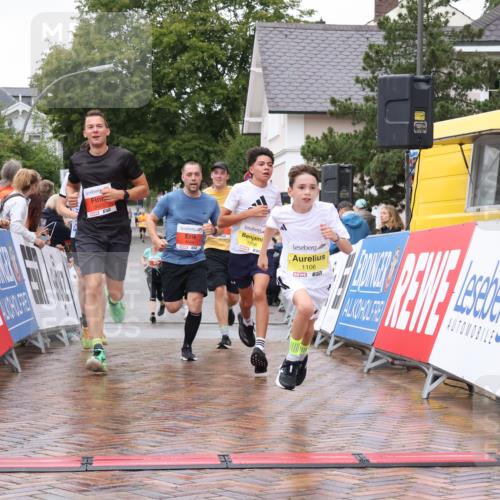30.08.2026 - Blankeneser Heldenlauf Lena Gebhardt http://msf.ph/oto/10019114 30.08.2026 09:36:39 Ziel 1106, 1266, 1760, 3603, 3608, 3651, 3652 meine-sportfotos.de