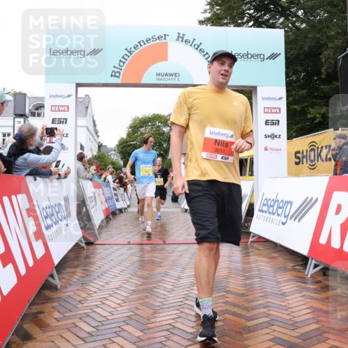30.08.2026 - Blankeneser Heldenlauf Lena Gebhardt http://msf.ph/oto/10019140 30.08.2026 09:36:44 Ziel 1106, 1266, 1595, 1782, 3603, 3608, 3611, 3651, 3652 meine-sportfotos.de