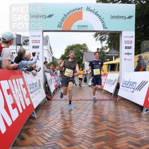 30.08.2026 - Blankeneser Heldenlauf Lena Gebhardt http://msf.ph/oto/10019159 30.08.2026 09:36:57 Ziel 1371, 1413, 1795 meine-sportfotos.de