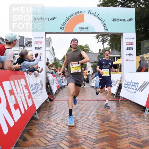 30.08.2026 - Blankeneser Heldenlauf Lena Gebhardt http://msf.ph/oto/10019161 30.08.2026 09:36:58 Ziel 1371, 1413, 1795 meine-sportfotos.de
