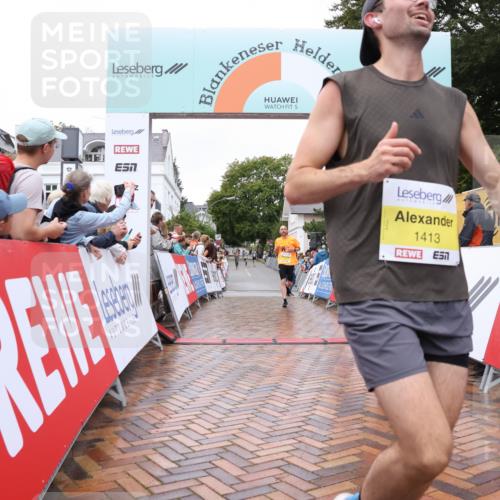 30.08.2026 - Blankeneser Heldenlauf Lena Gebhardt http://msf.ph/oto/10019166 30.08.2026 09:36:58 Ziel 1371, 1413, 1795 meine-sportfotos.de