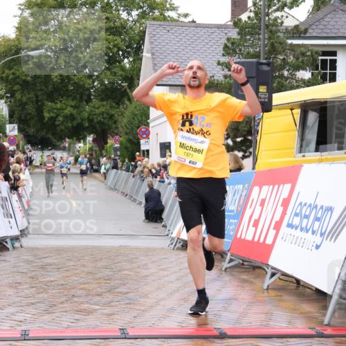 30.08.2026 - Blankeneser Heldenlauf Lena Gebhardt http://msf.ph/oto/10019168 30.08.2026 09:37:00 Ziel 1371, 1413, 1795 meine-sportfotos.de