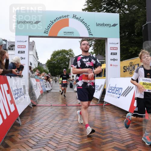 30.08.2026 - Blankeneser Heldenlauf Lena Gebhardt http://msf.ph/oto/10019212 30.08.2026 09:37:22 Ziel 1330, 1393, 1525, 1696, 3506, 3629 meine-sportfotos.de