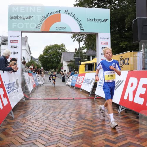 30.08.2026 - Blankeneser Heldenlauf Lena Gebhardt http://msf.ph/oto/10019245 30.08.2026 09:37:31 Ziel 1172, 1279, 1330, 3629 meine-sportfotos.de