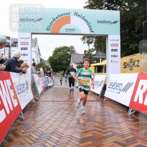 30.08.2026 - Blankeneser Heldenlauf Lena Gebhardt http://msf.ph/oto/10019268 30.08.2026 09:37:37 Ziel 1118, 1172, 1279, 1805 meine-sportfotos.de