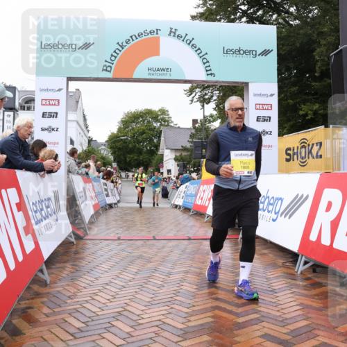 30.08.2026 - Blankeneser Heldenlauf Lena Gebhardt http://msf.ph/oto/10019283 30.08.2026 09:37:41 Ziel 1057, 1118, 1172, 1805, 3665 meine-sportfotos.de