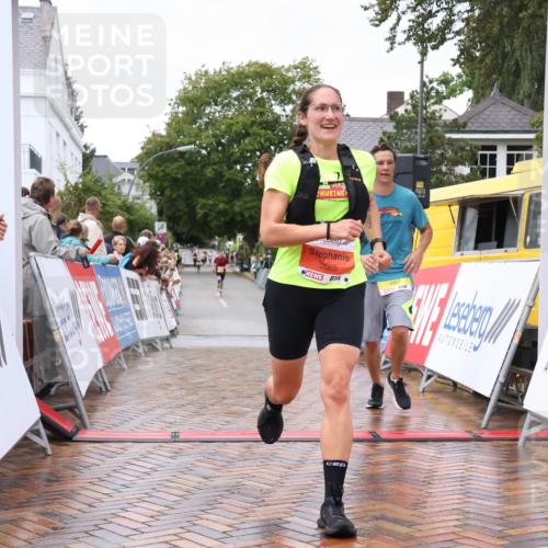 30.08.2026 - Blankeneser Heldenlauf Lena Gebhardt http://msf.ph/oto/10019293 30.08.2026 09:37:44 Ziel 1057, 1118, 1805, 3665 meine-sportfotos.de