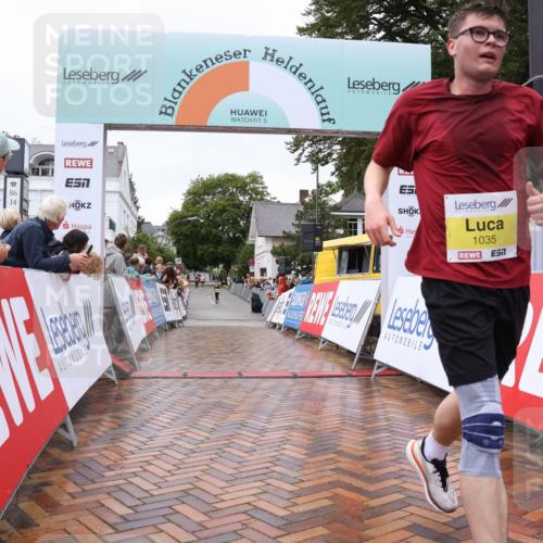30.08.2026 - Blankeneser Heldenlauf Lena Gebhardt http://msf.ph/oto/10019314 30.08.2026 09:37:55 Ziel 1035 meine-sportfotos.de