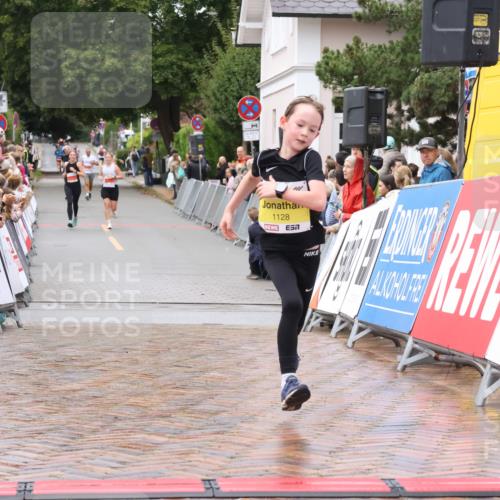 30.08.2026 - Blankeneser Heldenlauf Lena Gebhardt http://msf.ph/oto/10019325 30.08.2026 09:38:01 Ziel 1035, 1128 meine-sportfotos.de