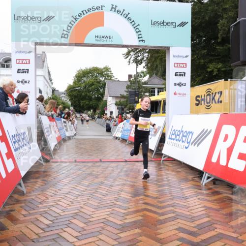 30.08.2026 - Blankeneser Heldenlauf Lena Gebhardt http://msf.ph/oto/10019331 30.08.2026 09:38:03 Ziel 1128 meine-sportfotos.de