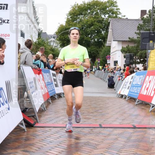 30.08.2026 - Blankeneser Heldenlauf Lena Gebhardt http://msf.ph/oto/10019367 30.08.2026 09:38:29 Ziel 1402, 3561, 3604 meine-sportfotos.de