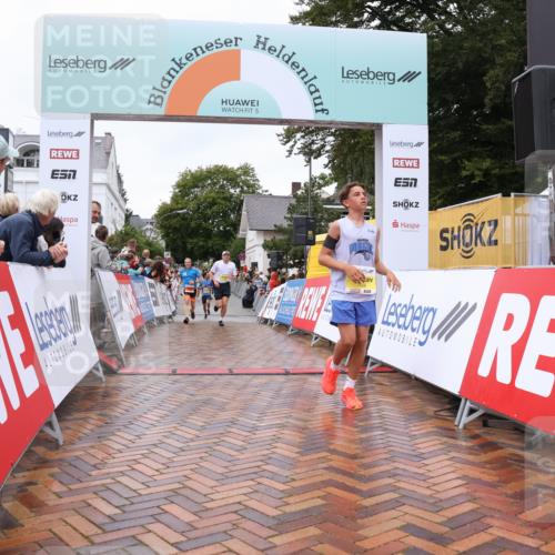 30.08.2026 - Blankeneser Heldenlauf Lena Gebhardt http://msf.ph/oto/10019393 30.08.2026 09:38:41 Ziel 1456, 1574, 3634, 3697 meine-sportfotos.de
