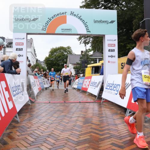 30.08.2026 - Blankeneser Heldenlauf Lena Gebhardt http://msf.ph/oto/10019397 30.08.2026 09:38:42 Ziel 1173, 1456, 1574, 3634, 3697 meine-sportfotos.de