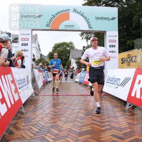 30.08.2026 - Blankeneser Heldenlauf Lena Gebhardt http://msf.ph/oto/10019404 30.08.2026 09:38:44 Ziel 1173, 1456, 1534, 1536, 1574, 3634, 3697 meine-sportfotos.de