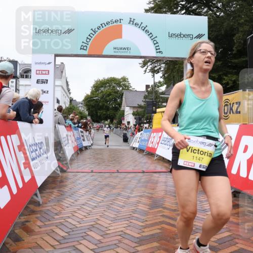 30.08.2026 - Blankeneser Heldenlauf Lena Gebhardt http://msf.ph/oto/10019429 30.08.2026 09:38:52 Ziel 1147, 1173, 1237, 1534, 1536, 3634 meine-sportfotos.de